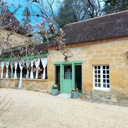 House At Moulin Neuf - Vakantiehuis